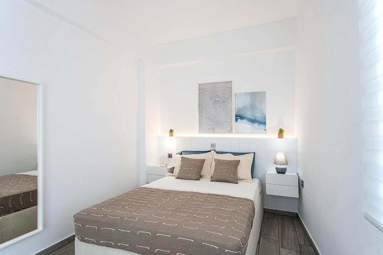Capolavoro, Boutique Apartment With Unique Rooftop Skiathos Exterior photo