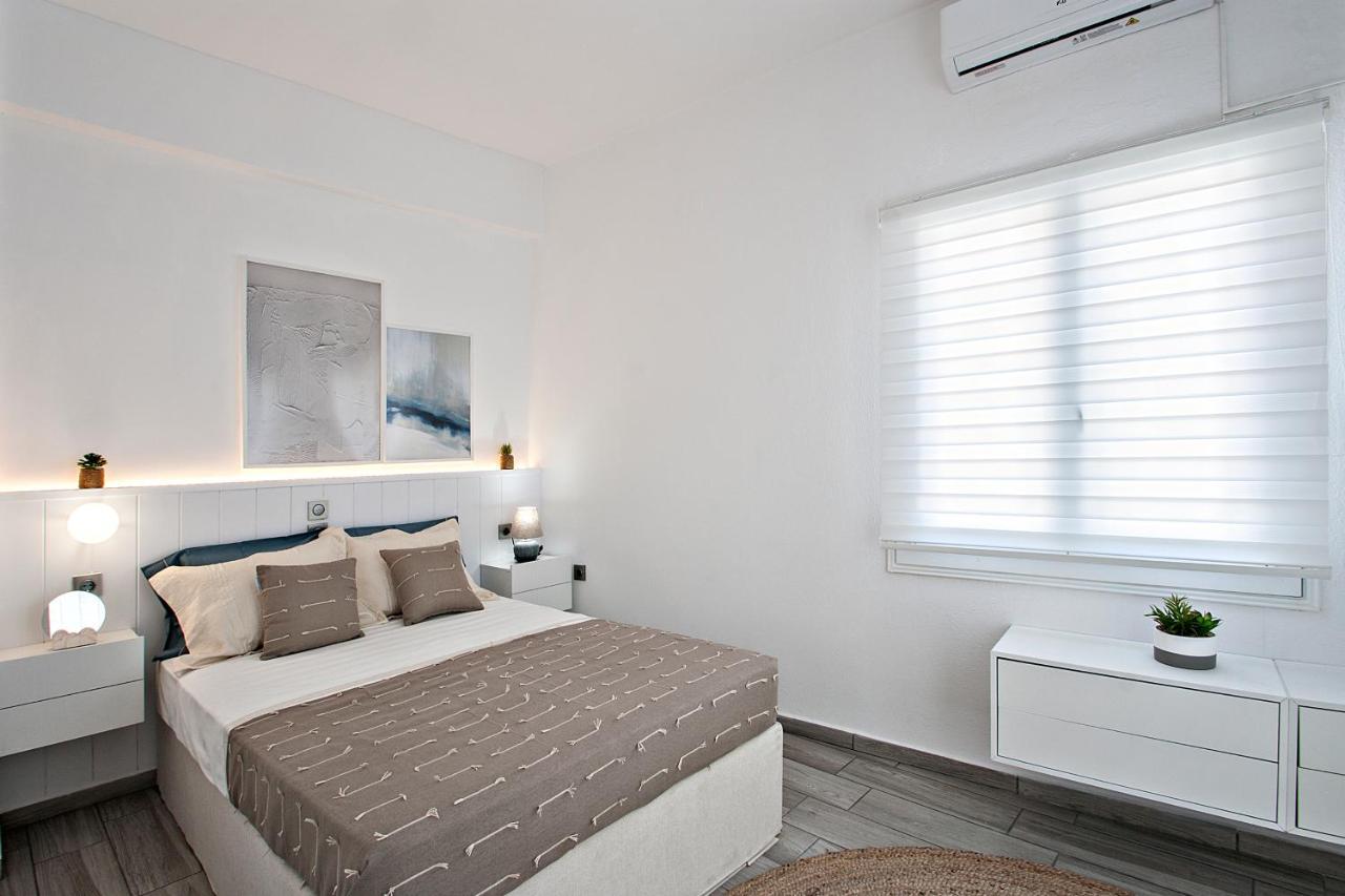 Capolavoro, Boutique Apartment With Unique Rooftop Skiathos Exterior photo