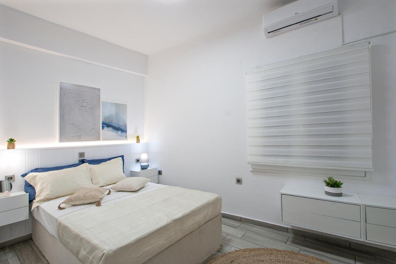 Capolavoro, Boutique Apartment With Unique Rooftop Skiathos Exterior photo