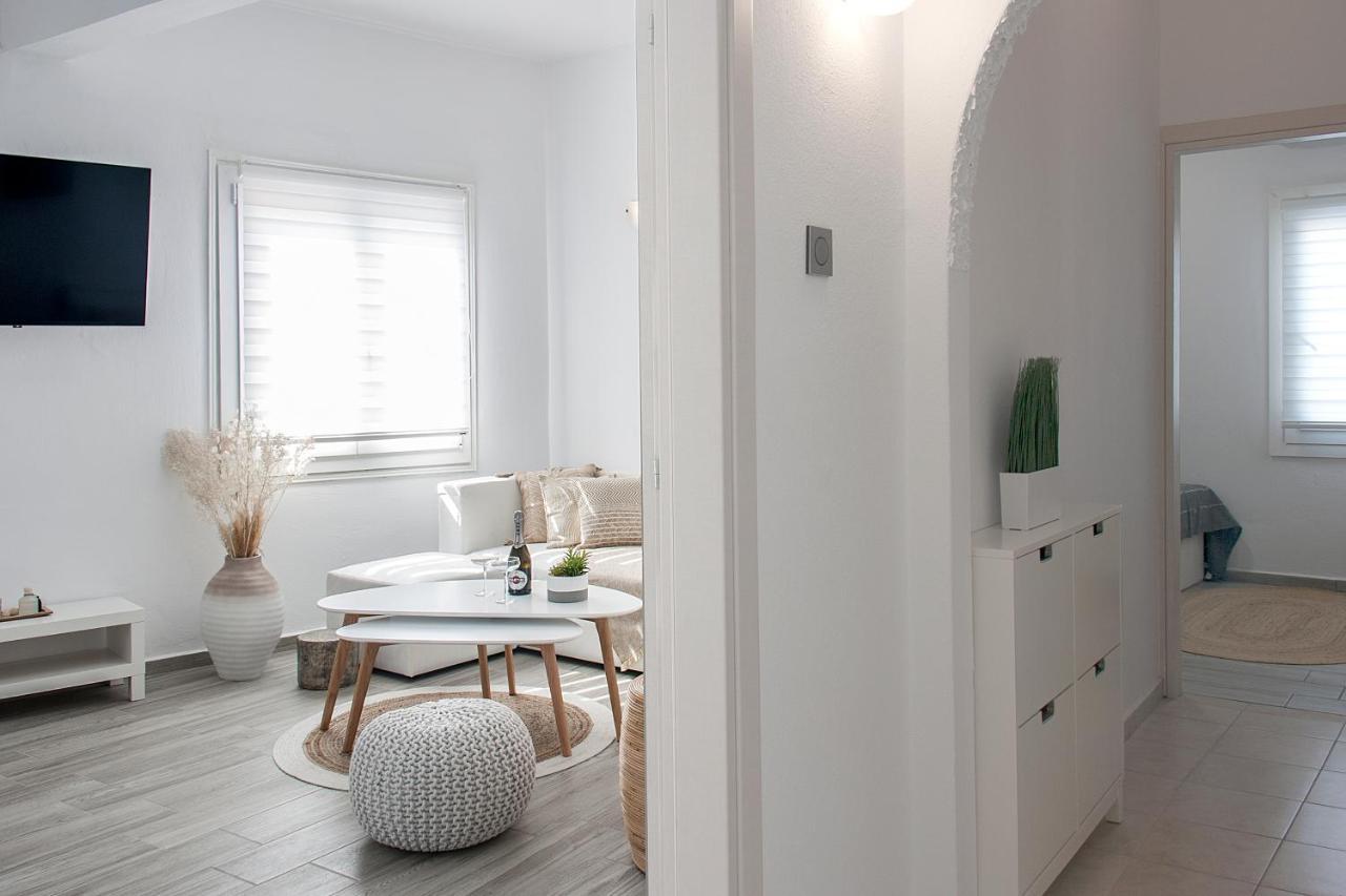 Capolavoro, Boutique Apartment With Unique Rooftop Skiathos Exterior photo