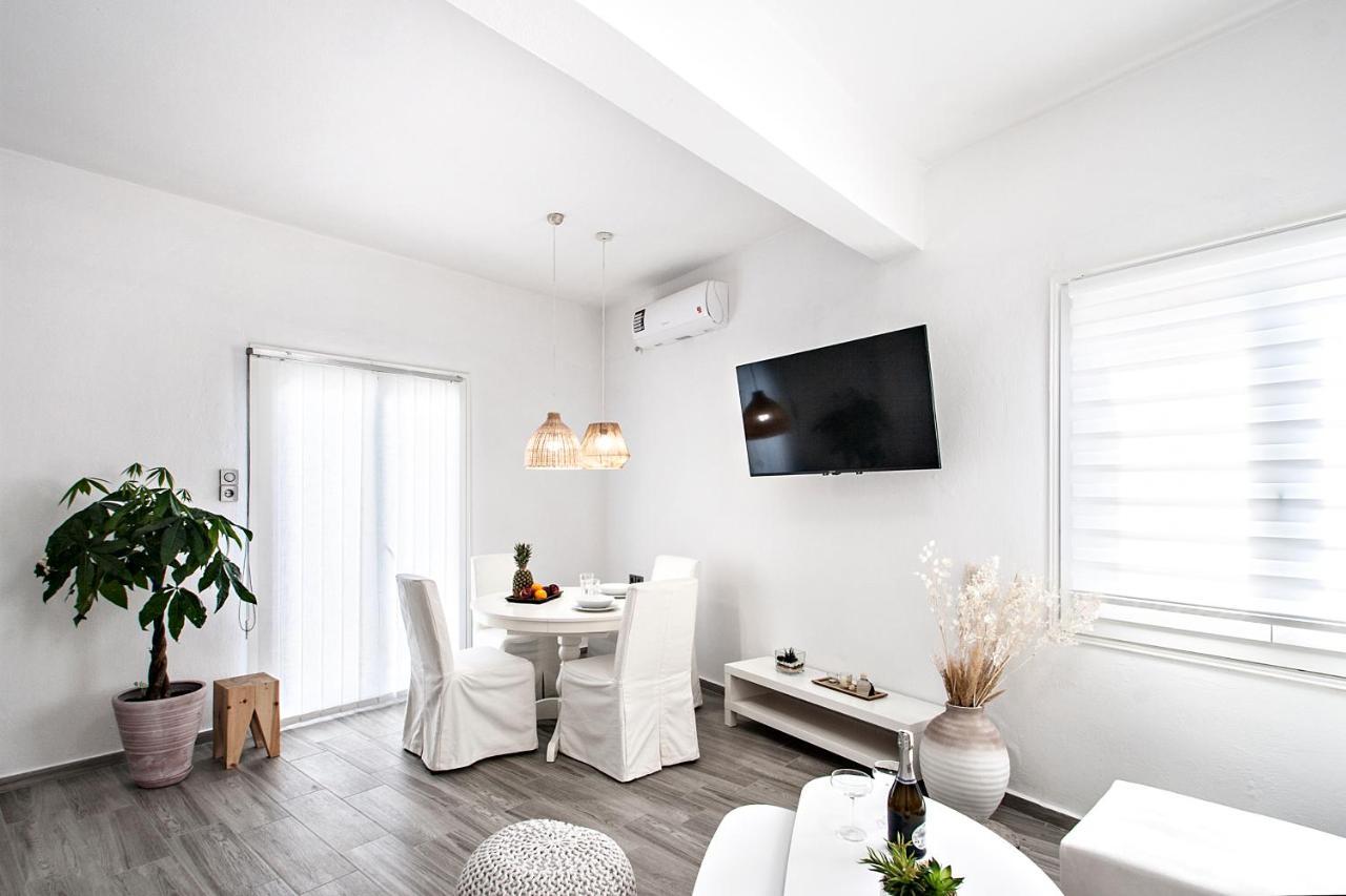 Capolavoro, Boutique Apartment With Unique Rooftop Skiathos Exterior photo